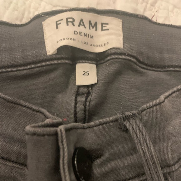 Frame Le Skinny Jeans - Picture 6 of 6